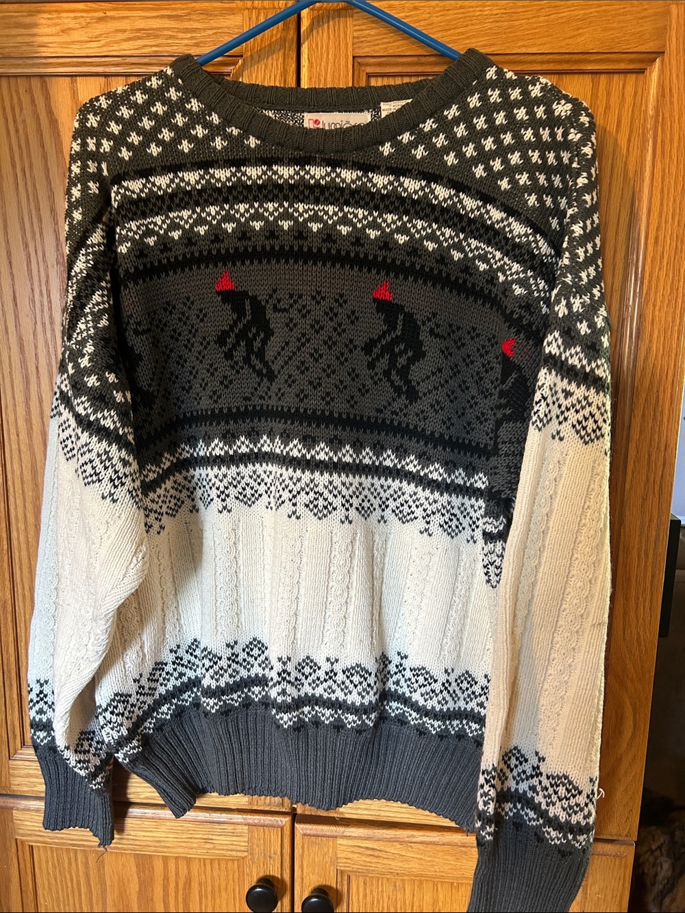 Vintage Lumiere Gray, Cream & Black Fair Isle Crewneck with Red Accents